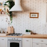 Elegante Afwerking voor Jouw Keuken: Keukenkranen en Korfpluggen in de Schijnwerpers